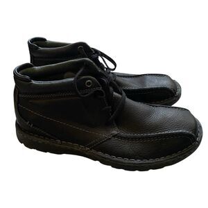 Clarks Ankle Chukka Boots Men 9.5 EU 42.5 Black Leather Lace Up Vanek